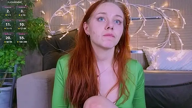 pollyvinice (F young) - ride pillow with domi on