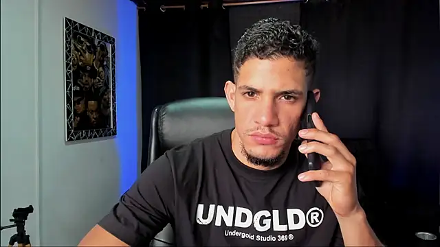 jhonnysnow17 live sex cam