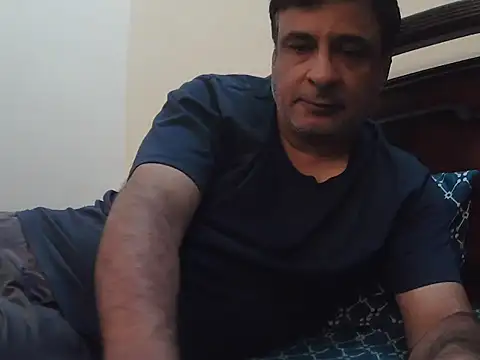 desipapaxxx (Ask my age) - CUM SHOW 💦 SHAMELESS DADDY 🍆 🫦