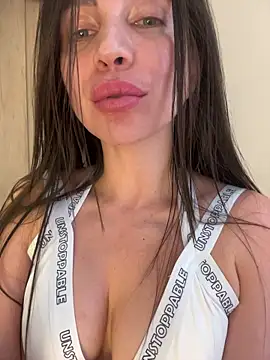 karinasantos_ webcam