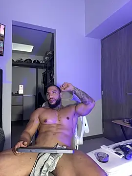 andrew_johnnson (M young) - Cum 😜😜👽