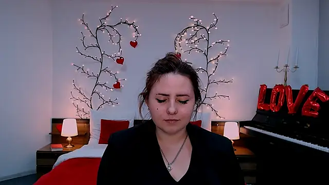 hennessy_bunny - Hennessy_bunny's free webcam - UK Sex Cams