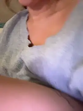 christinasiemone (F young) - TIP=VIBRATE MY TOY,USE TIPMENU OR GO PVT