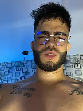 king_draven3 (M young) - Stroking bigcock and jerking faster