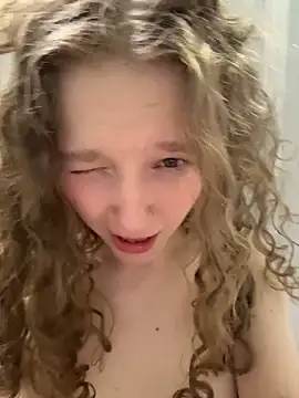 outside_rosy (F teen) - Finger in my tight pussy