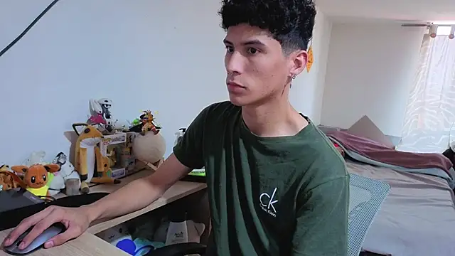 LuClawthorne_ live sex cam