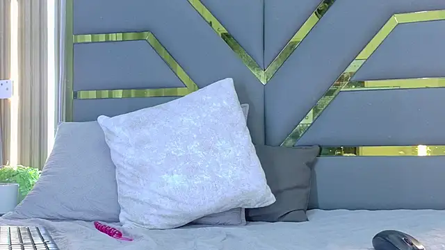 oliver_bigblack_cock (M young) - spit the penis