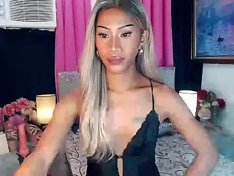 tarah_mc_actressex (T teen) - I want to feel your love and support