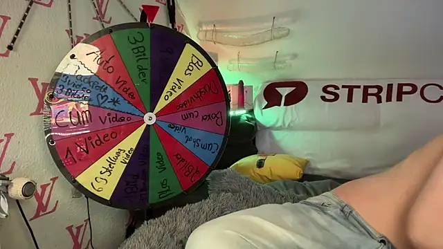 Cookieboy88 live sex cam