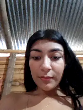 Webcam Model (Sweed-virgin-pussy)  is live.Free join now!