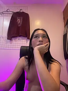 goddess_athena69 (T teen) - LETS DO CUM SHOT
