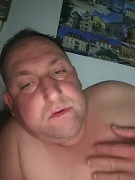 genuinededication42 - GenuineDedication42's free webcam - UK Sex Cams