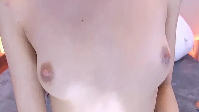 saralugo - SaraLugo's free webcam - UK Sex Cams