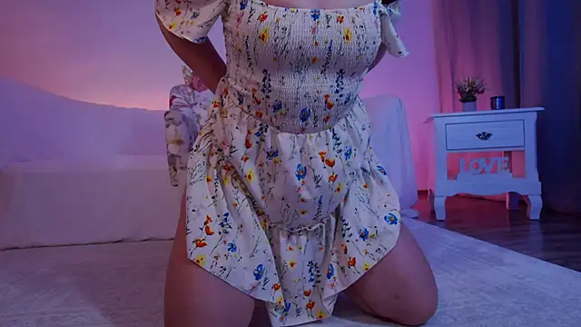 SophieeRain live sex cam