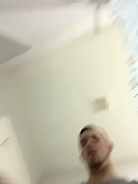 daddyshomeee_ (M twink) - Cumm in bathroom 🙈