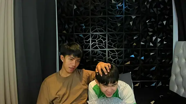 davincihugecock live sex cam