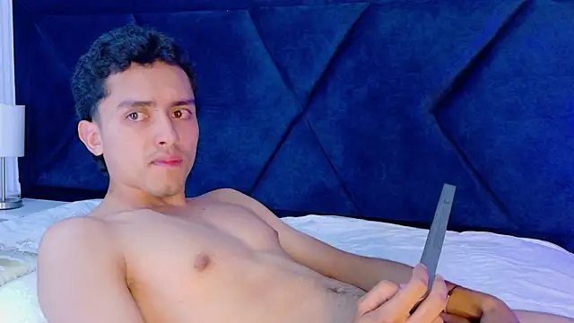 samantha_and_williams (G teen) - reverse cowgirl 10 mn