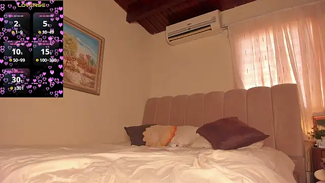 Whitekitty-exe live cam profile