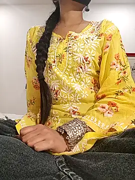 Webcam Model (Pallavi_36)  is live.Free join now!