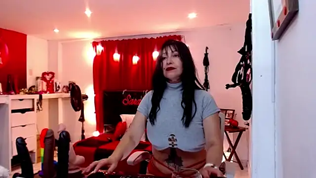 sarah_teiku - Sarah_teiku's free webcam