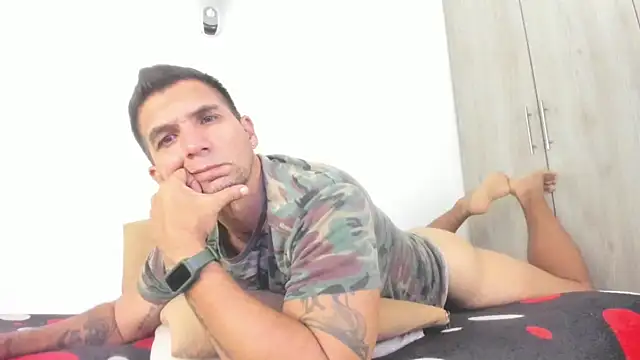 JULESLAKES live sex cam