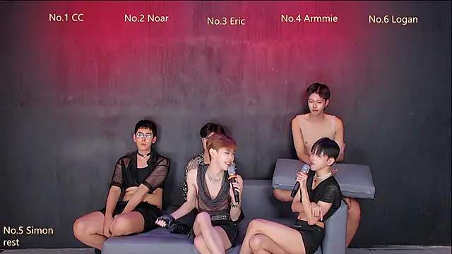 queen-vibe - Queen-Vibe's free webcam - UK Sex Cams