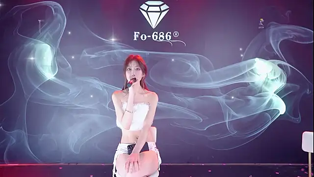 美女FO-686-在线直播