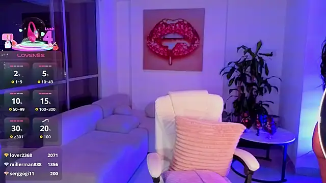 GIAglowing live sex cam