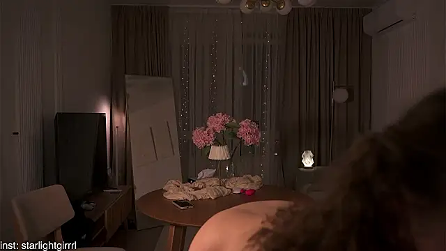 CupOfLovesWhisper's room