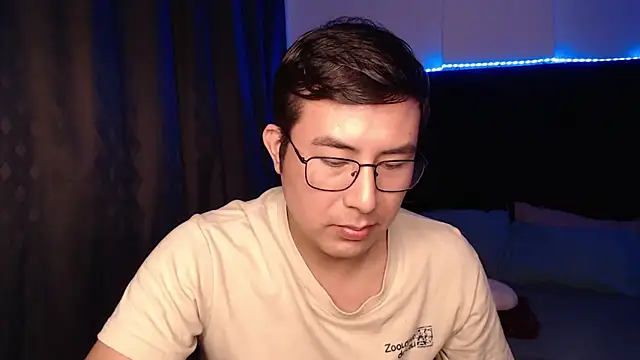 andrewmhilton_ (M young) - Cum show