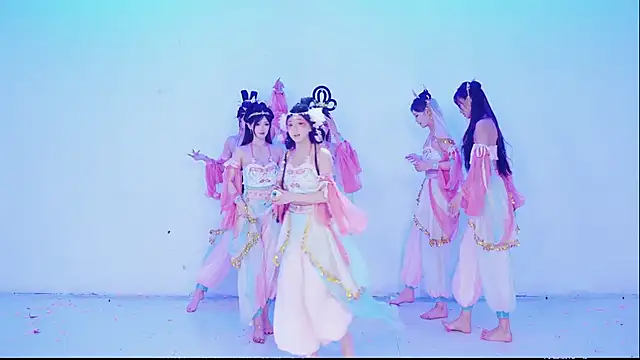 美女Luckygirls-339在线直播
