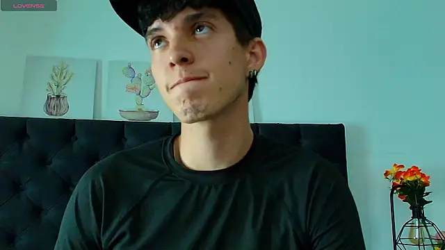 jheampiiero - Jheampiiero's free webcam - UK Sex Cams