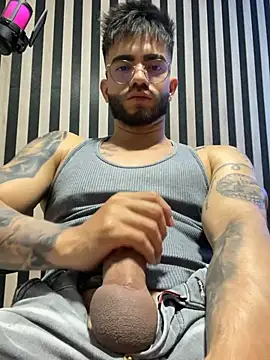 king_draven3 - King_Draven3's free webcam - UK Sex Cams