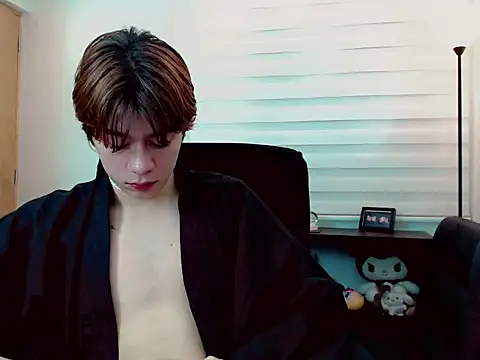 duvisex19 (M twink) - Cum and urinate 🫣​🤭​