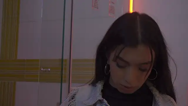 Fernanda_thail_ Live Webcam on Stripchat