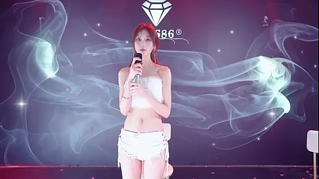 美女FO-686-在线直播