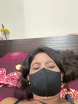 raavigirl - Raavigirl's free webcam - UK Sex Cams