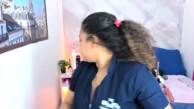 lunastar02 - Lunastar02's free webcam - UK Sex Cams