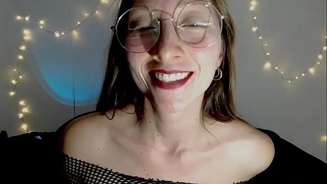 carlin_diaz - Carlin_Diaz's free webcam - UK Sex Cams