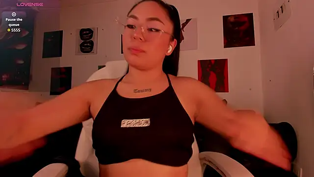 valkyria_12 (F teen) - Footjob