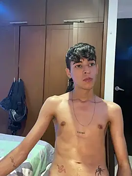 Milo_Gunnar's live cam