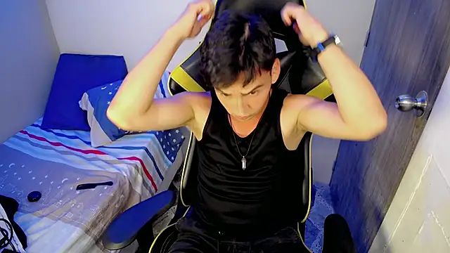 mathias_twinkk - Mathias_twinkk's free webcam - UK Sex Cams