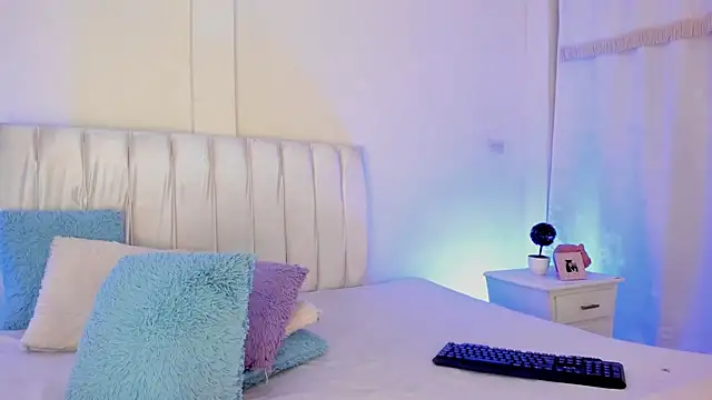 rikaking_ - Rikaking_'s free webcam - UK Sex Cams