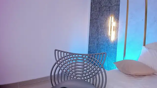 gipsela_gomez - Gipsela_gomez's free webcam - UK Sex Cams