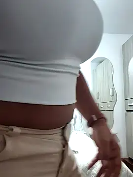 mia_mancinii - Mia_mancinii's free webcam - UK Sex Cams