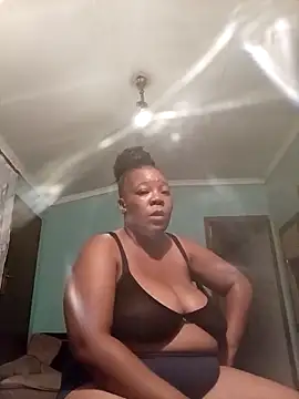 boobsqueenxo - Boobsqueenxo's free webcam - UK Sex Cams