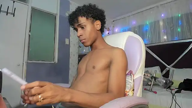 Preview of santy_bigcock_01