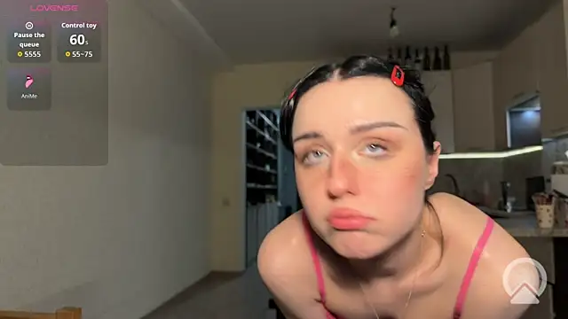 alicelanei - Alicelanei's free webcam - UK Sex Cams