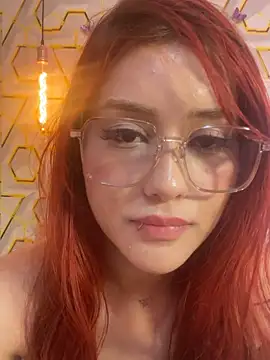 Webcam Model (Ashly_cutee)  is live.Free join now!