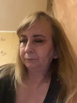 Irina2909@xh live cam profile